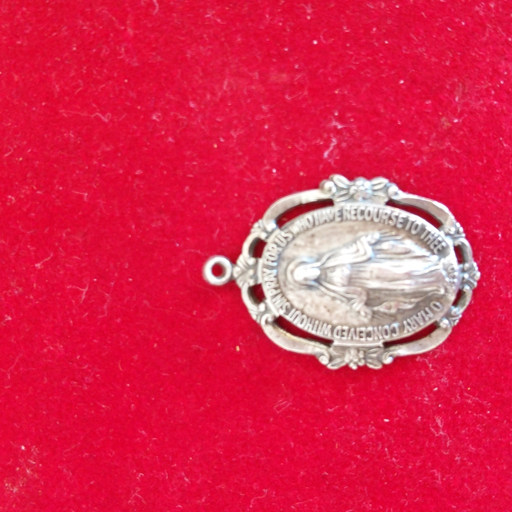 925 Sterling Blessed Mother Holy Medal